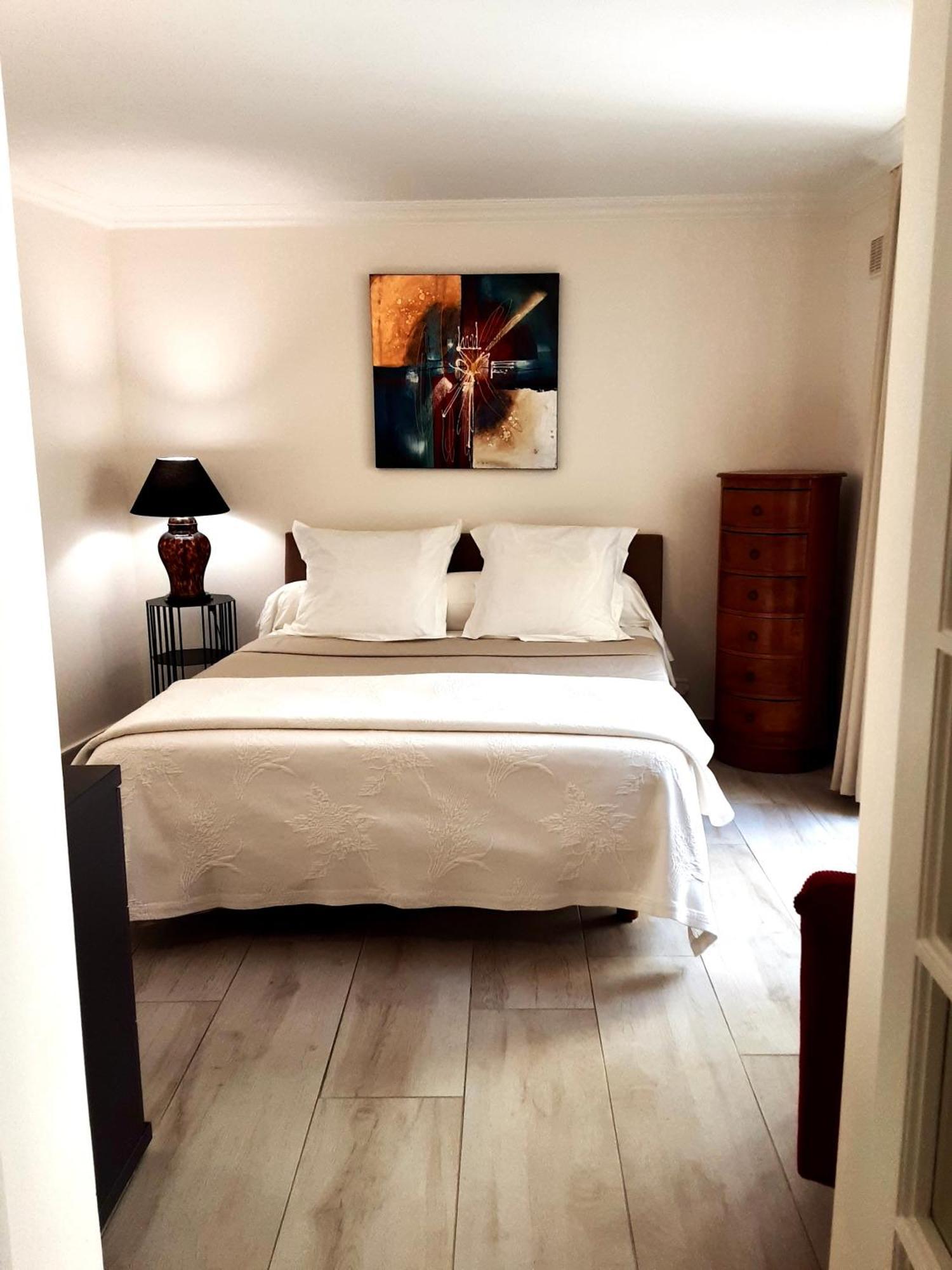 Bel Coeur De Ville, Patio, Clim, Garage Apartment *